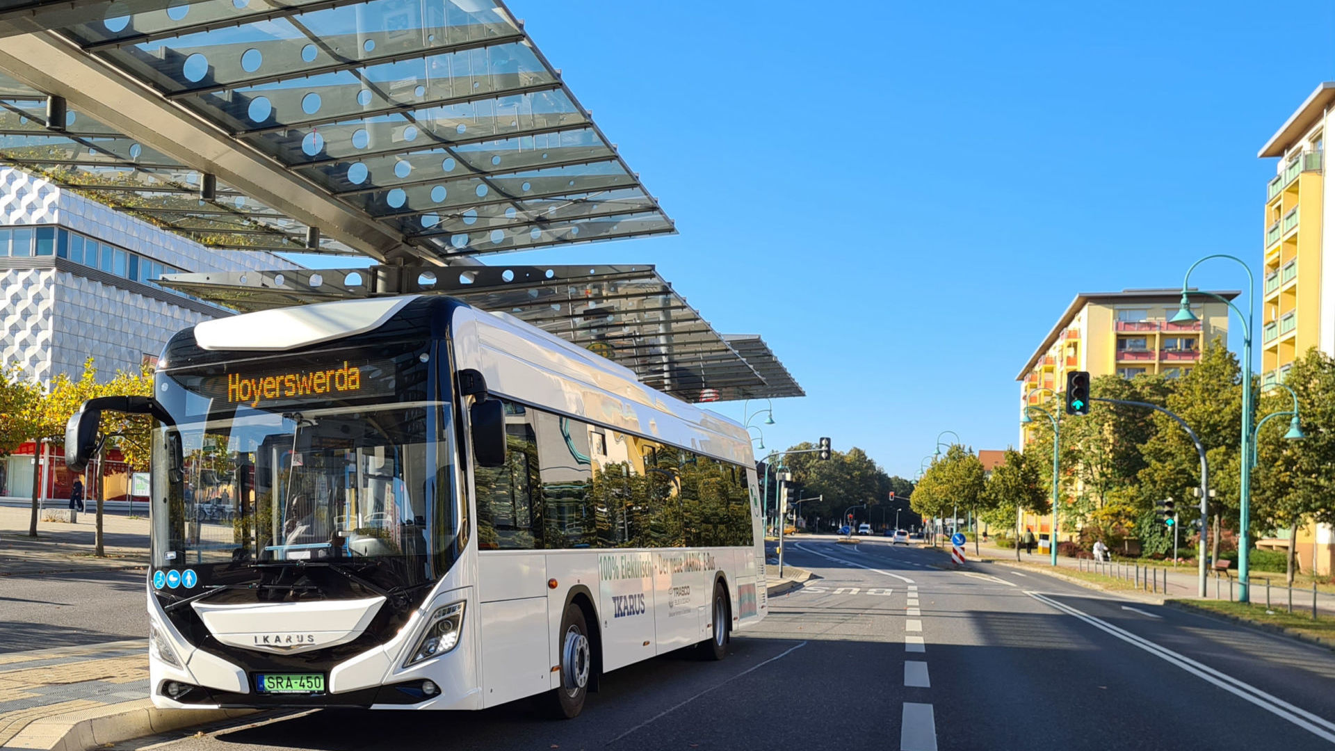 Elektro-Ikarus am Lausitzer Platz